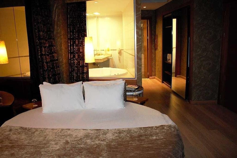 Malpas Hotel Agios Epiktitos Екстер'єр фото