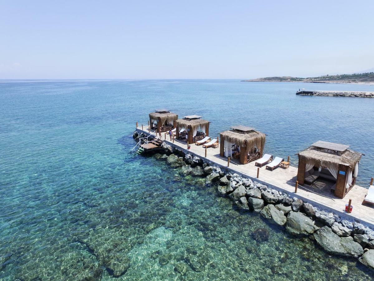 Malpas Hotel Agios Epiktitos Екстер'єр фото